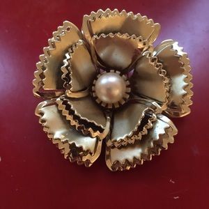 Vintage Goldtone Pin Faux Pearl Brooch